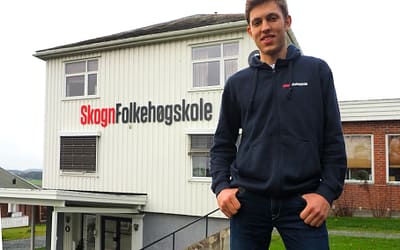 Et sniktitt på Victors (21) kjempegigantiske kollektiv